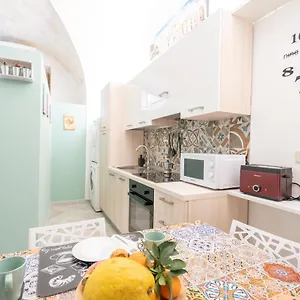 Casa Santa Marina , Aeroporto di Catania Fontana Rossa Italia